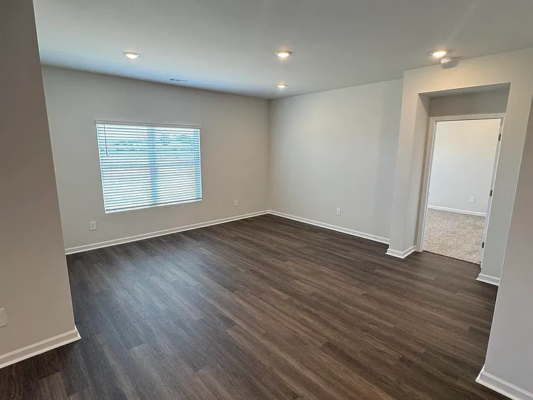 115 Betty Williams Dr — Photo 9