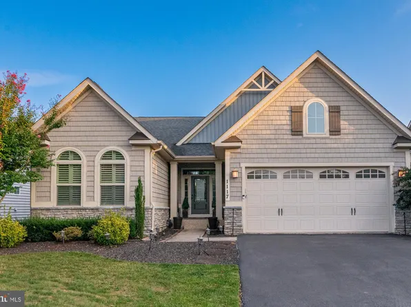 1117 Long Farm Cir, Brunswick, MD 21716