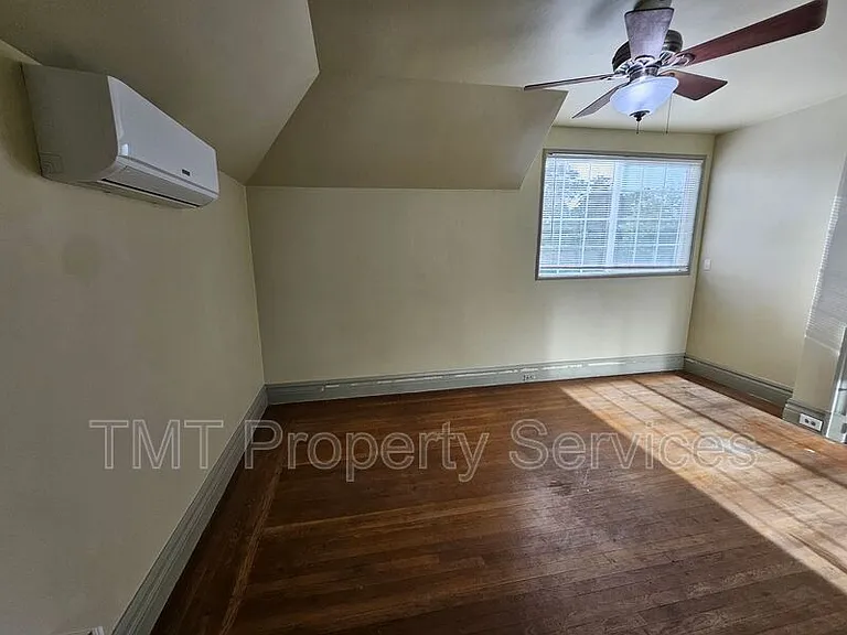 1214 N Pershing Ave — Photo 101