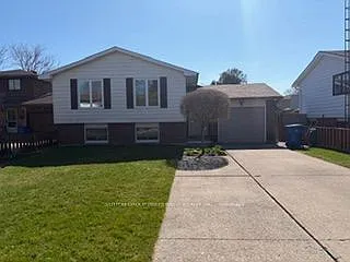 9 Willowdale Pl photo 1