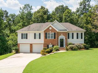 300 Black Willow Ct, Locust Grove, GA 30248