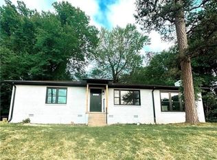 313 S Lindell Rd #R, Greensboro, NC 27403