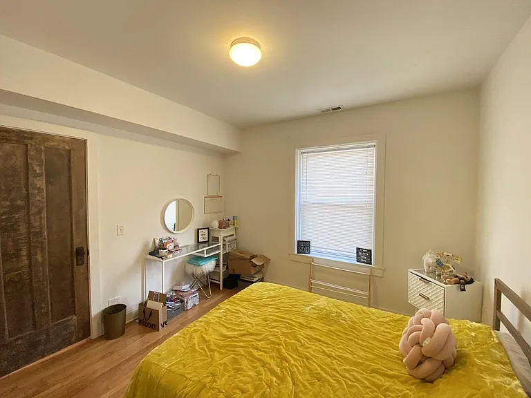 4435-37 W Gunnison St #3E — Photo 10
