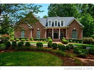 3610 Saint Andrews Ln, Gastonia, NC 28056