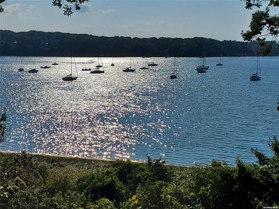 36 Beach Road, Port Jefferson, NY, 11777
