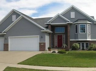 6232 Shetland Dr NW, Rochester, MN 55901