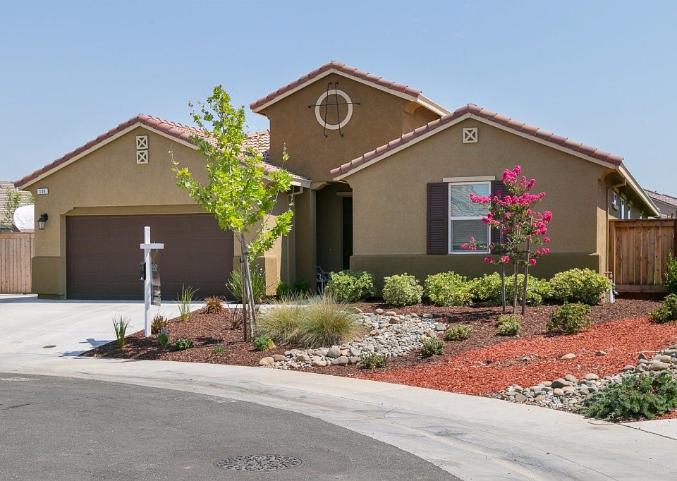 1st image of 136 Rosella Pl