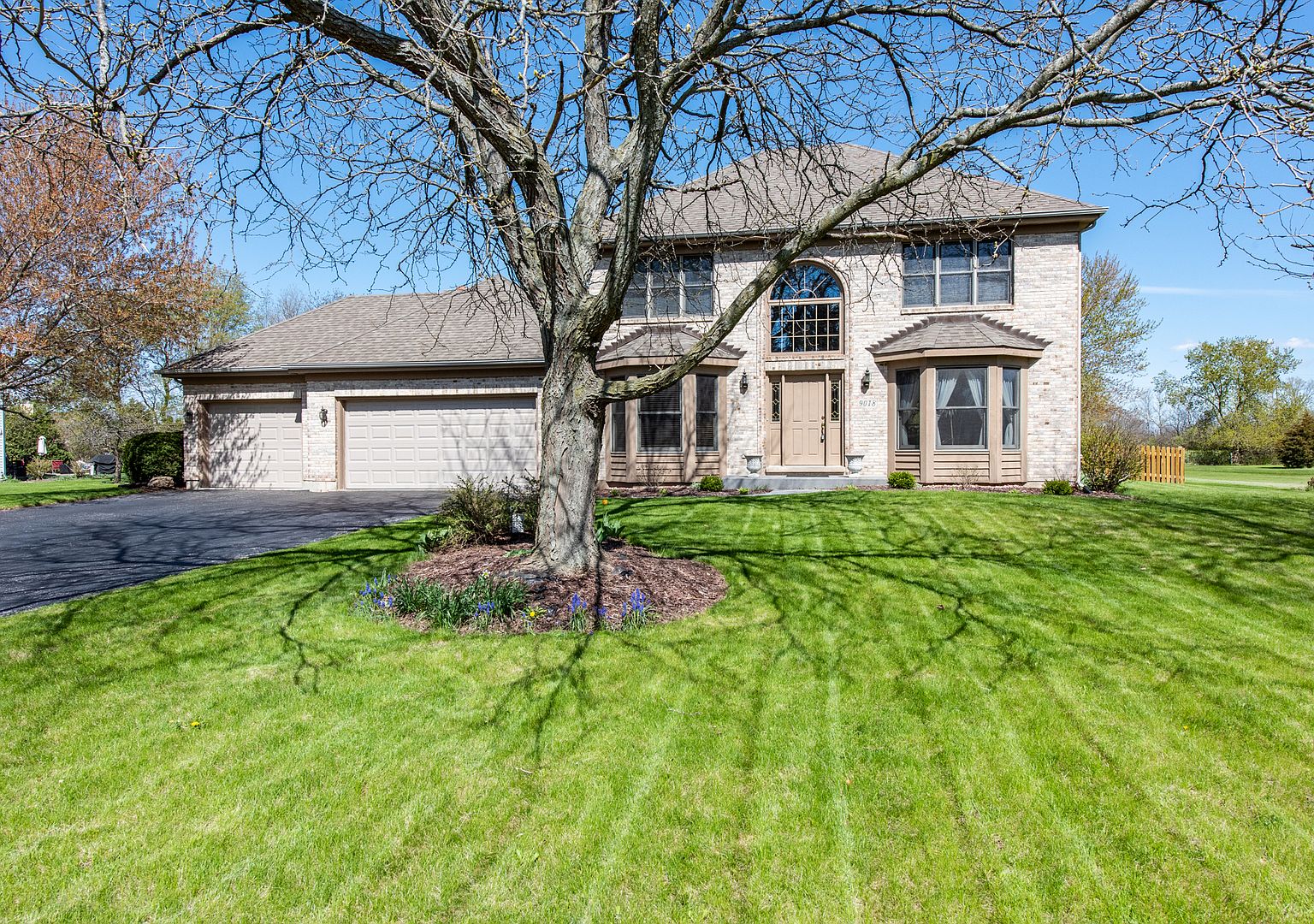 9018 Bentley Ln, Spring Grove, IL 60081 Zillow
