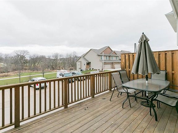 3rd image of 1348 Nicholas Ln