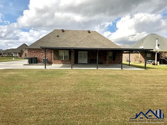 3rd image of 251 Wallace Joseph Dr