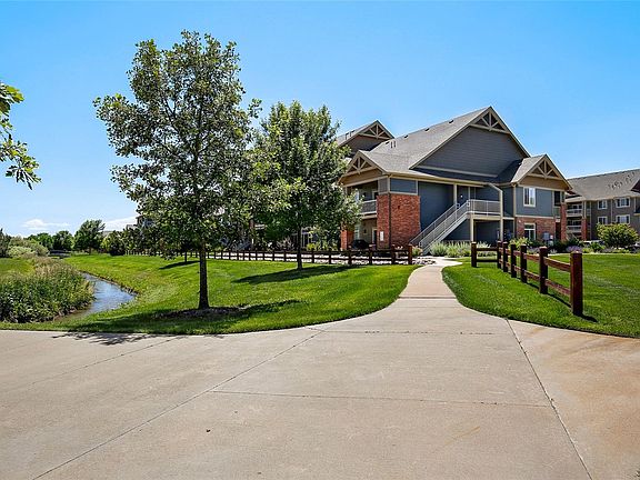 5th image of 804 Summer Hawk Dr Unit 6101