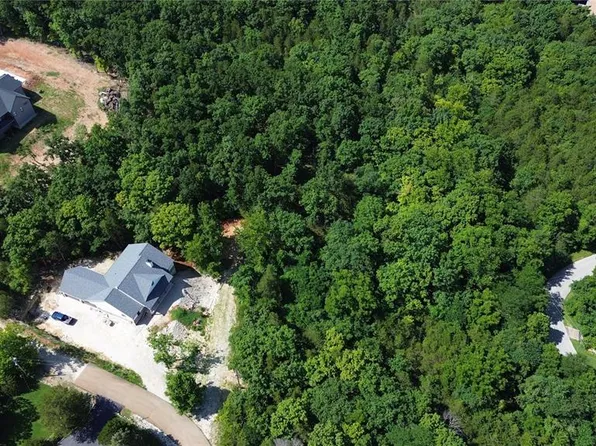 18 Bluebird Ct, Hillsboro, MO 63050