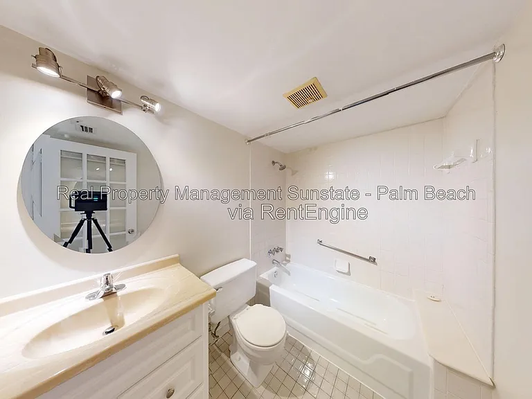 1015 Green Pine Blvd #C2 — Photo 13