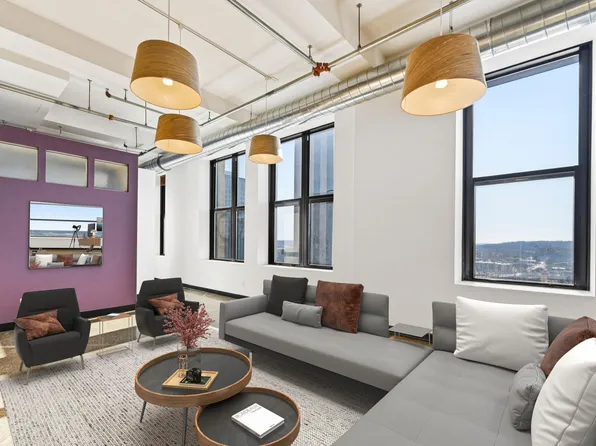 350 Saint Peter St Unit 909, Saint Paul, MN 55102