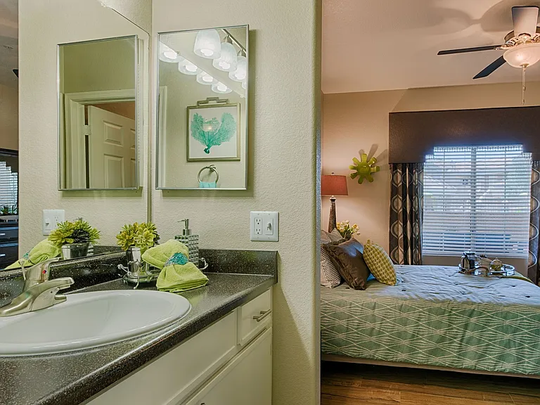 Pinnacle Terrace — Photo 11
