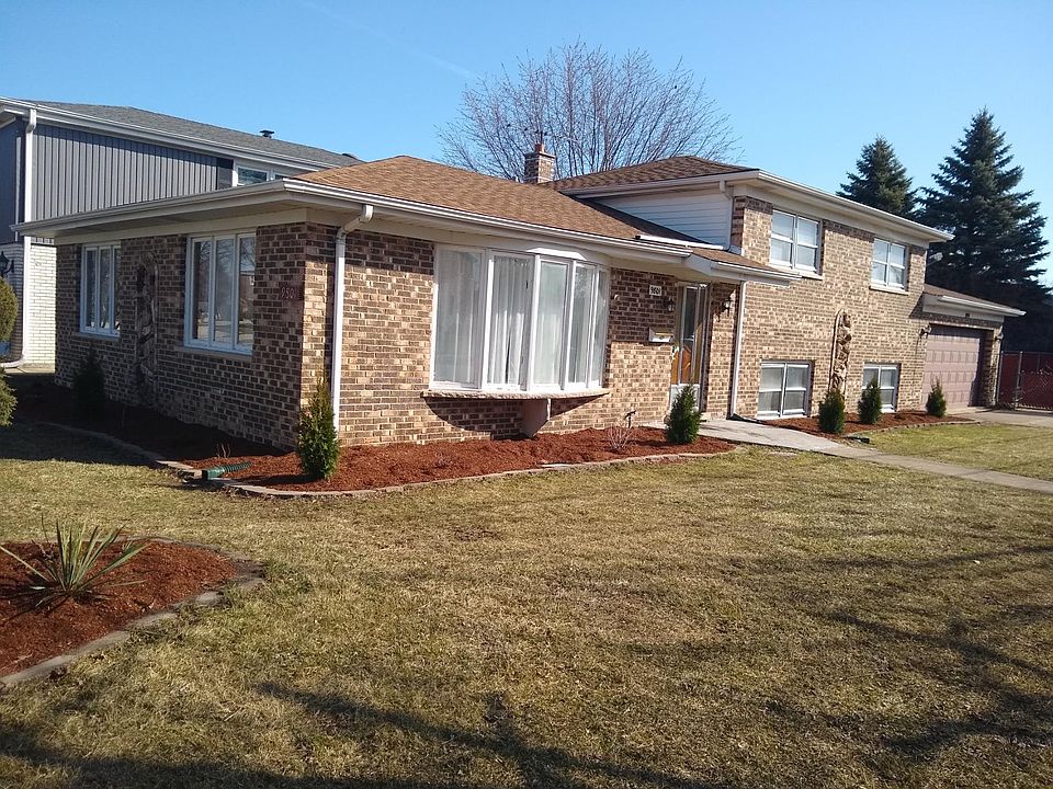 1st image of 9801 N Grace Ave