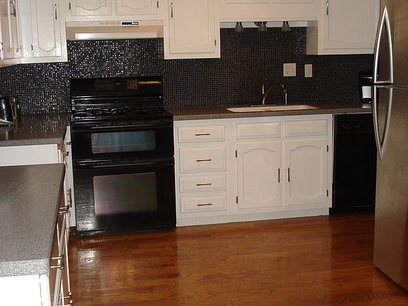 2nd image of 4099 Daybrook Dr