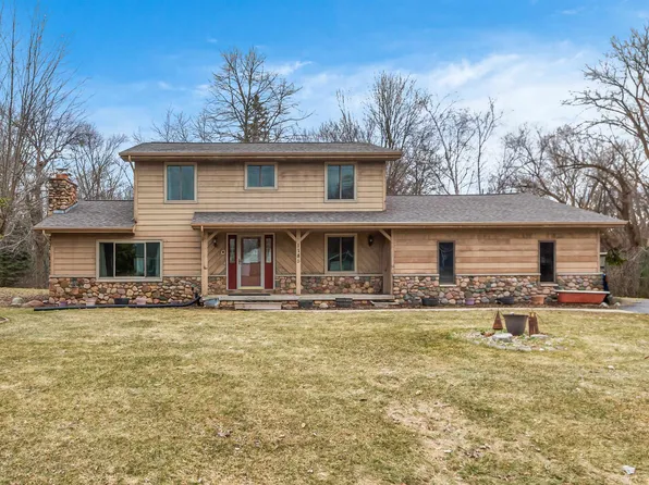 1185 Manitowoc Rd, Menasha, WI 54952