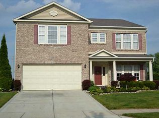 14245 Calming Wtrs, Fishers, IN 46038