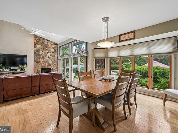 5th image of 11 Rancocas Ln