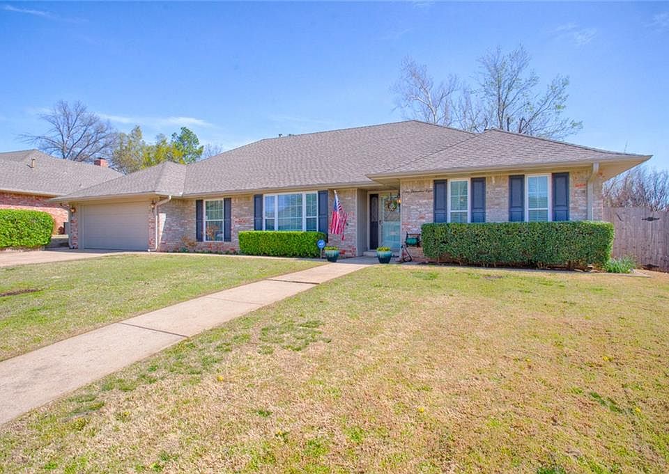 1st image of 4008 Thunderbird Dr