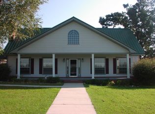 4 Red Oak Ln, Poplarville, MS 39470