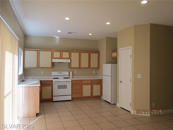 5th image of 914 Blue Rosalie Pl #0