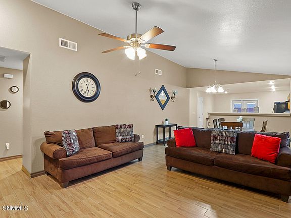 5th image of 4868 Calle Bella Ave