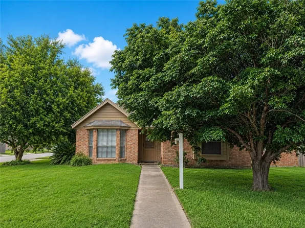 3466 Picadilly Ln, Corpus Christi, TX 78414