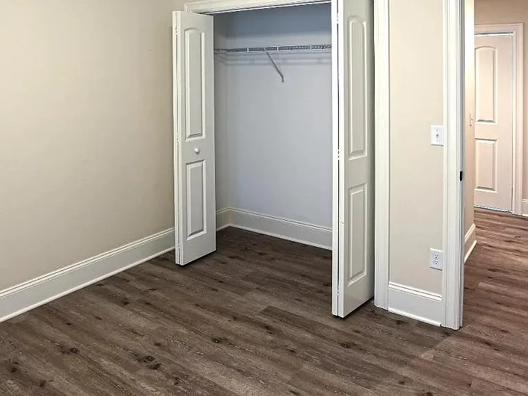 2 Bedroom / 1 Bath - 2nd Bedroom