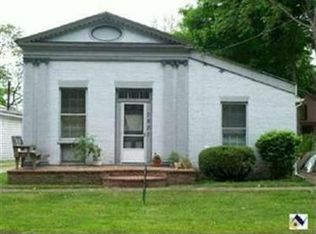 7877 S Ridge Rd, Madison, OH 44057