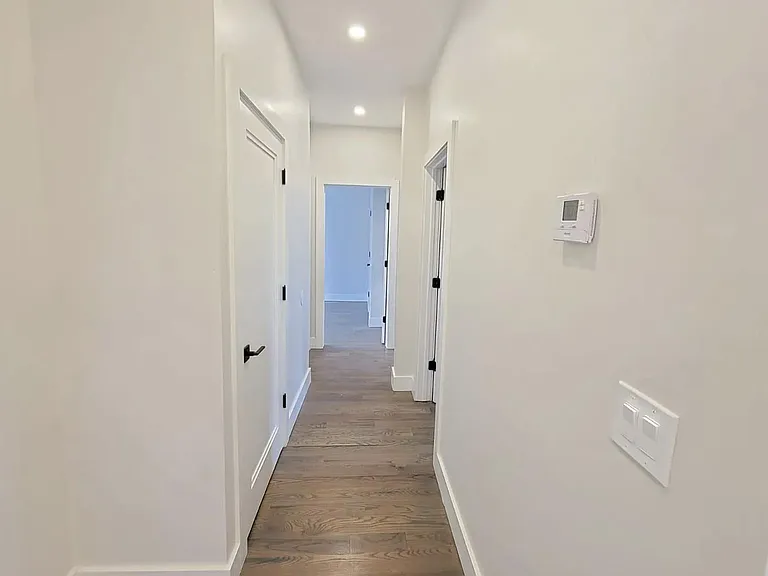 535 Hawthorne Ave #1 — Photo 6
