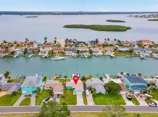 525 Lillian Dr, Madeira Beach, FL 33708