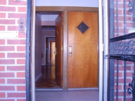 3rd image of 8724 15th Ave