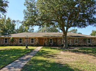 1335 Shadowdale St, Bridge City, TX 77611