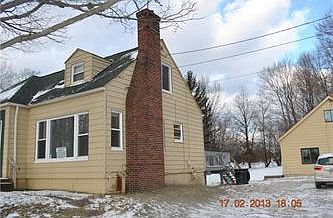 2nd image of 4002 Ranfield Rd