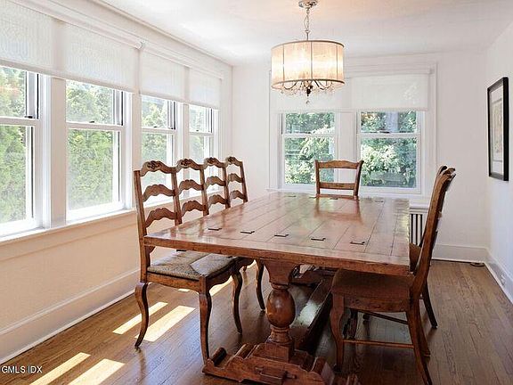 5th image of 31 Westview Pl