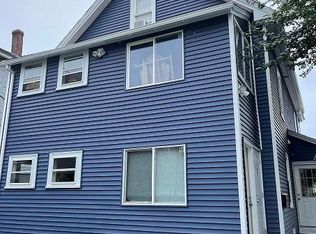 122 Southgate St #1, Worcester, MA 01603