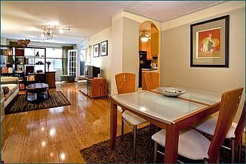 2nd image of 400 E 77th St APT 4G