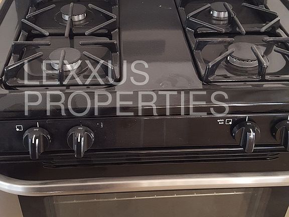 4th image of 4515 California Ave Unit 302