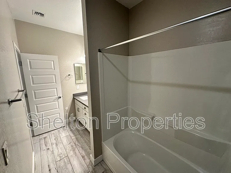 13180 W Cliffrose Rd — Photo 10