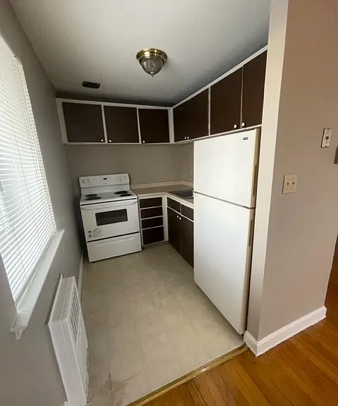 493 Tolland St #D11 — Photo 6