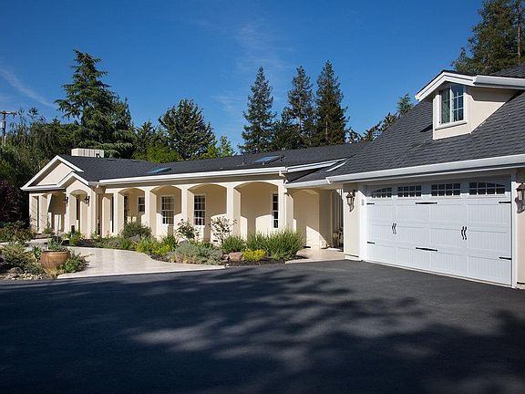 5th image of 12173 Hilltop Dr