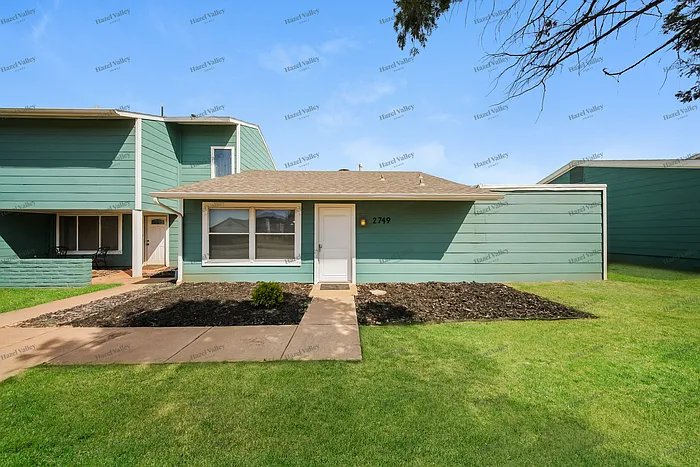 2749 Indian Creek Blvd — Photo 1