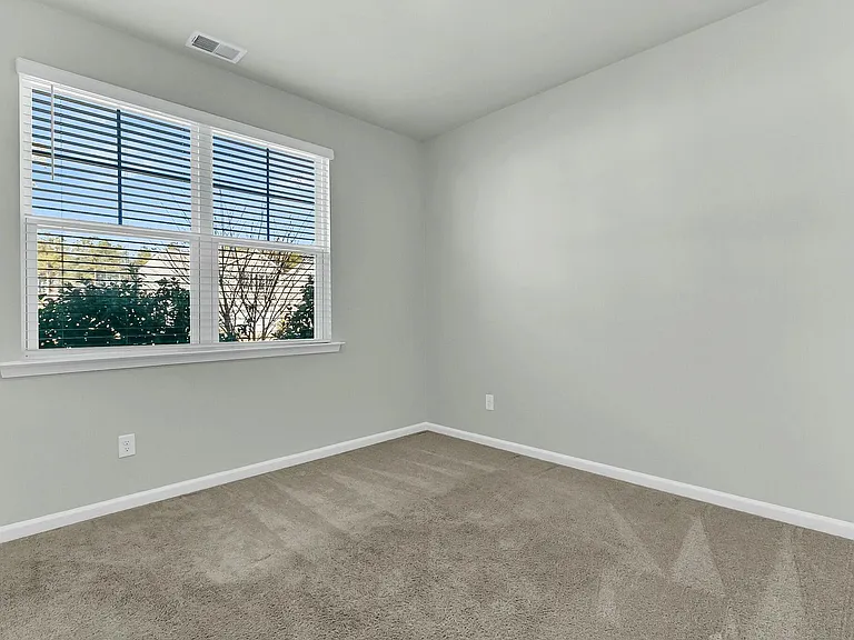 229 Grand View Xing — Photo 28