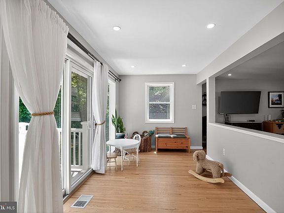 5th image of 119 Sharrowvale Rd