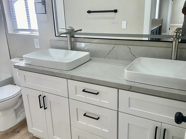 #GuardianRealty 275 Adorno Dr Green Valley Home Rental Pool pimary bathroom double sink_03012025