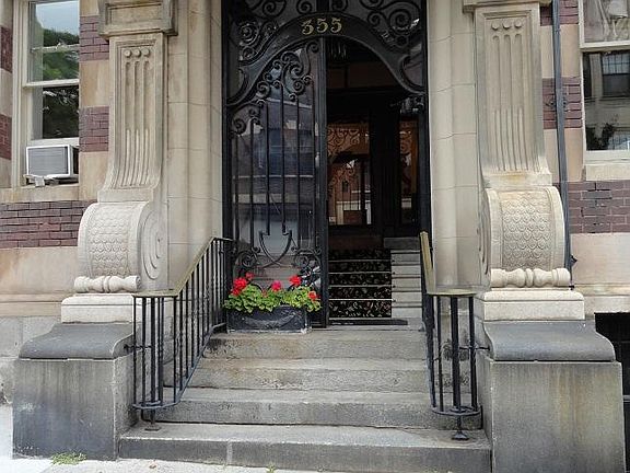 3rd image of 355 State St APT 4ER