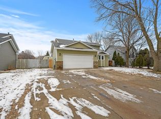 1057 98th Ln NE, Blaine, MN 55434