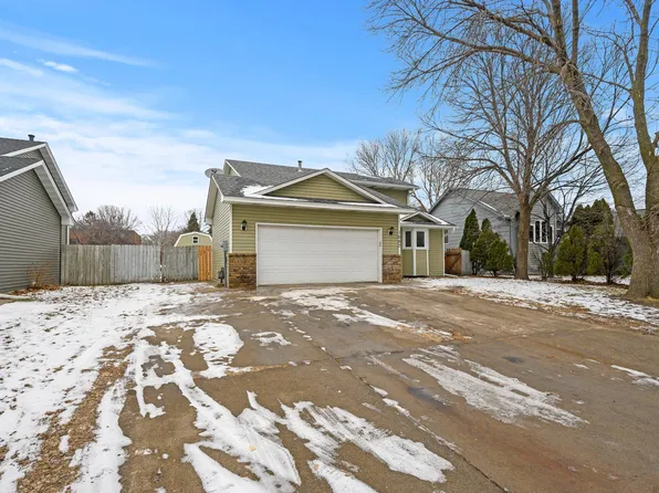 1057 98th Ln NE, Blaine, MN 55434
